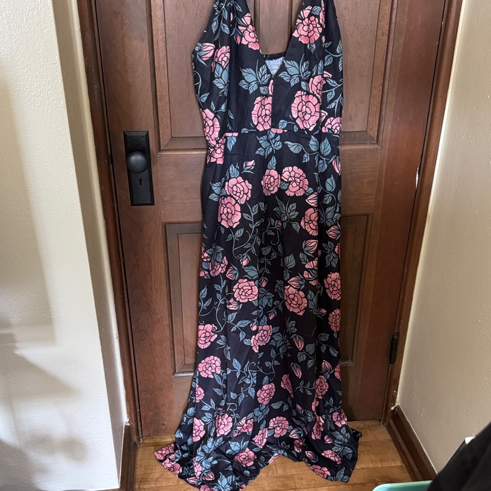 Floral Maxi Dress - Black and Pink